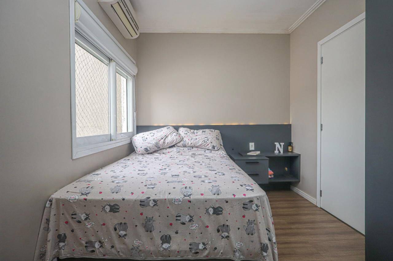 Casa à venda com 2 quartos, 82m² - Foto 7