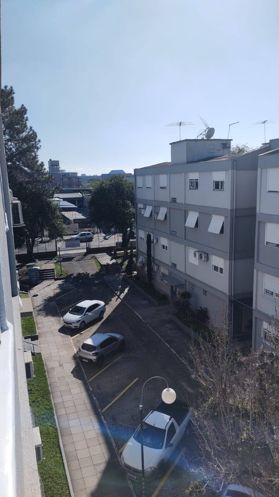 Apartamento à venda com 2 quartos, 44m² - Foto 2