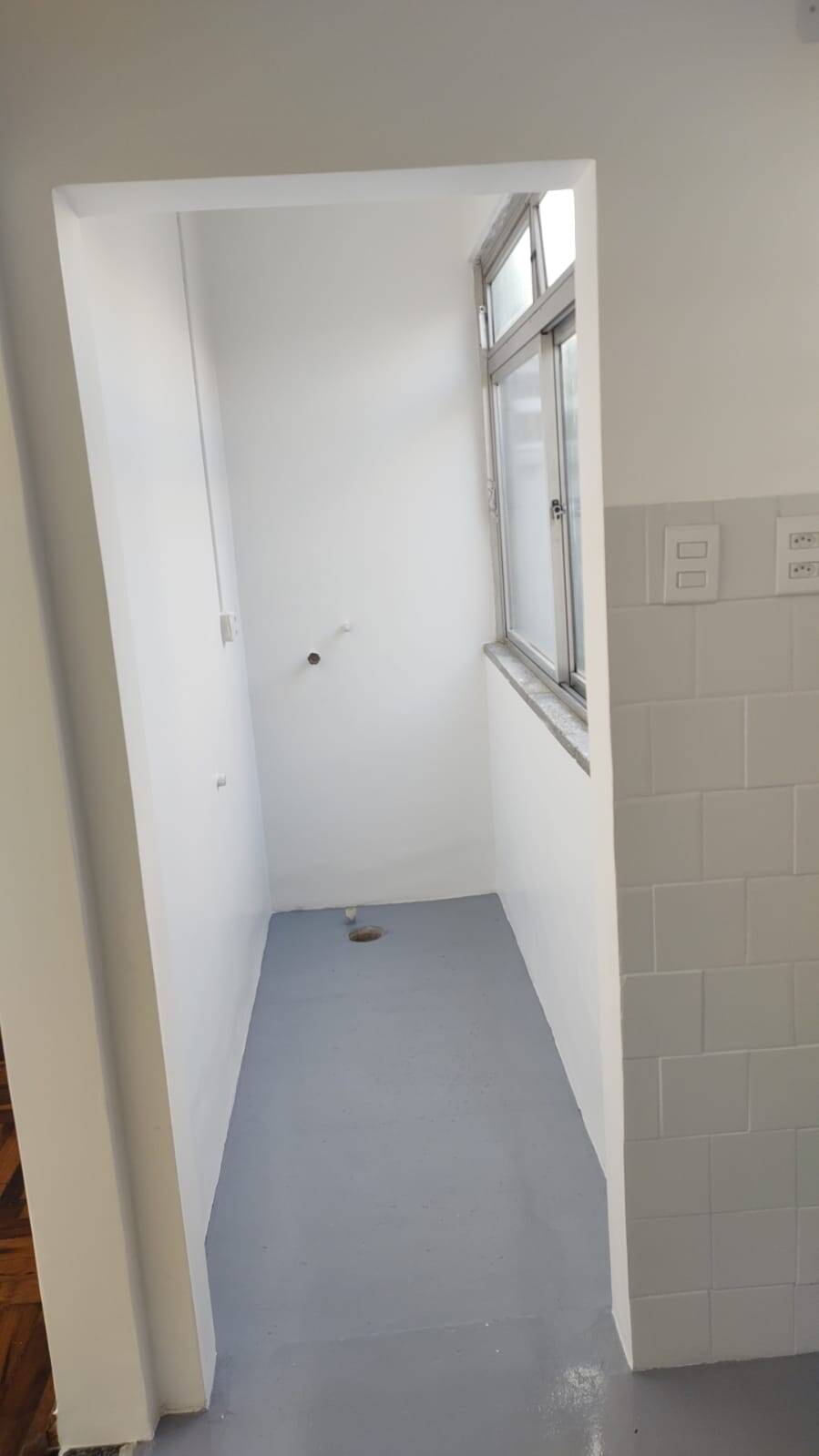 Apartamento à venda com 2 quartos, 44m² - Foto 17