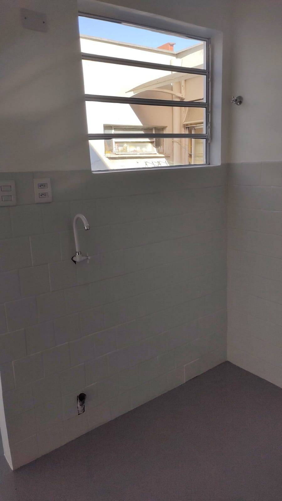 Apartamento à venda com 2 quartos, 44m² - Foto 24