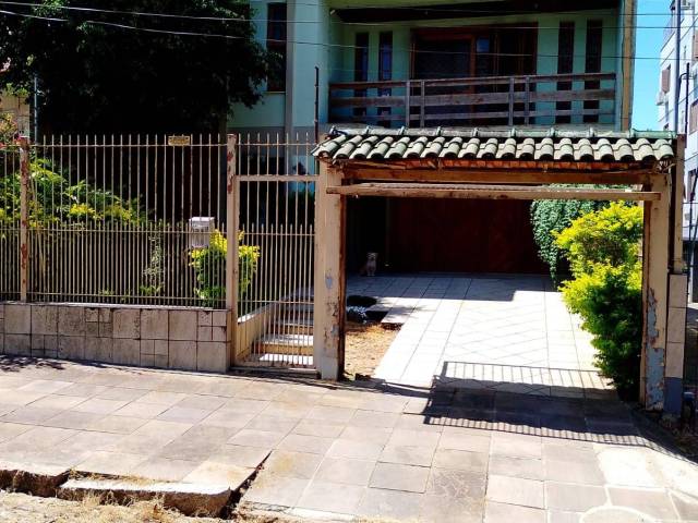 Sobrado para Venda em Porto Alegre - 4