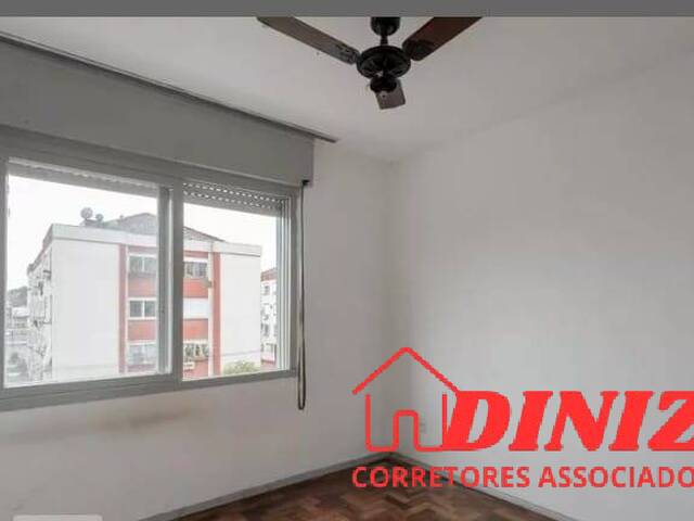 Apartamento para Venda em Porto Alegre - 2
